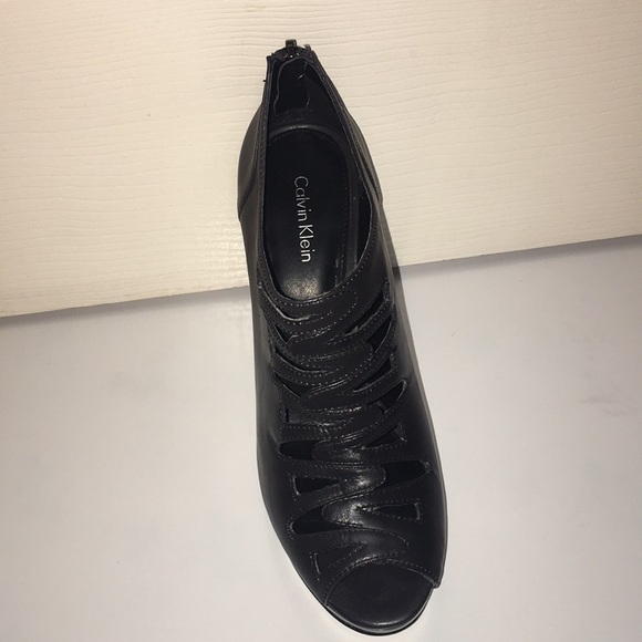 Vintage Rare Calvin Klein Leather Heels - Picture 2 of 5